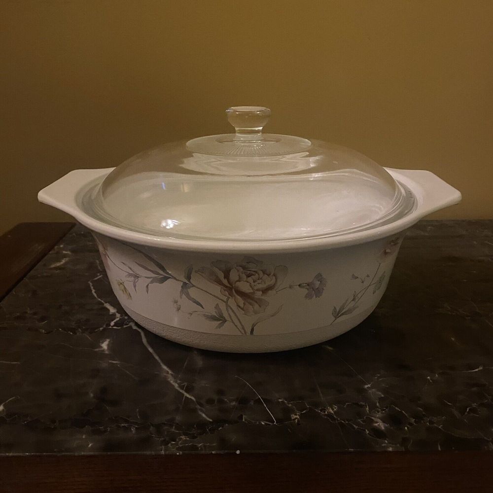 Home Beautiful Fire & Ice Casserole Dish/ Lid AA015 Serena White Floral Vintage